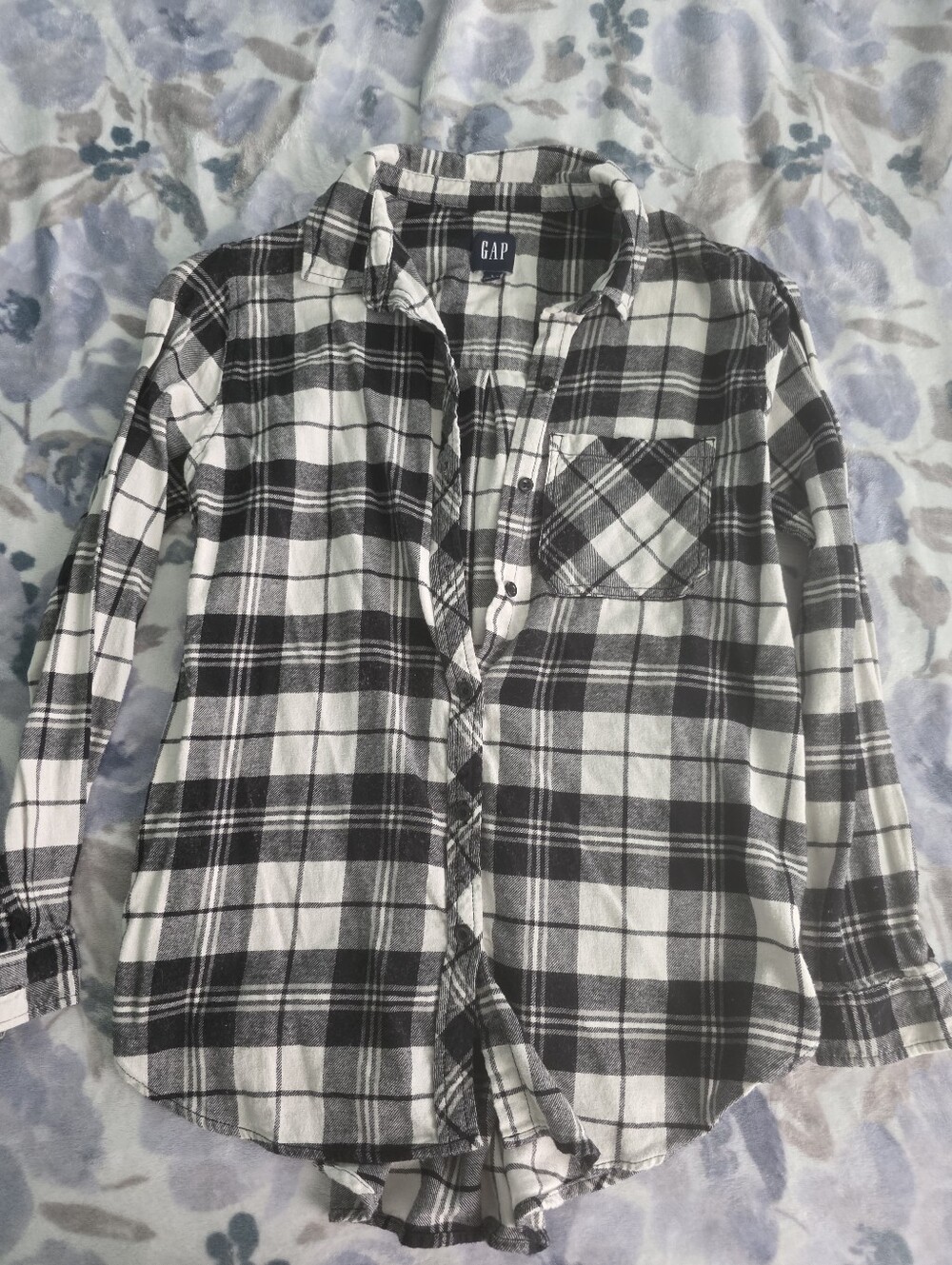 GAP Black & White Plaid Button-Down Shirt